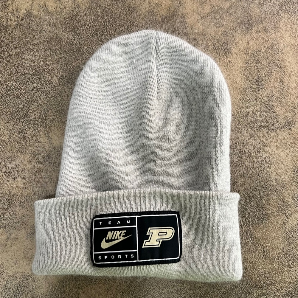 Nike Cuffed Beanie Hat Unisex OS Gray Purdue Boilermakers Team Sports 83730